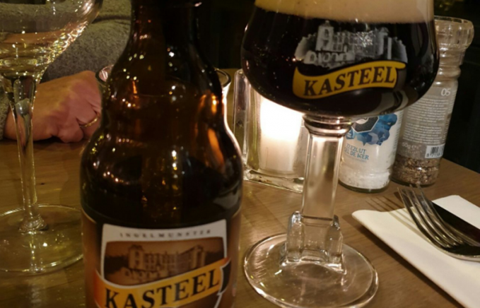 foto van bier kasteel donker